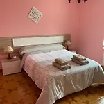 度假居 En Pleno Centro De Asturias