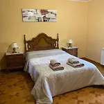 En Pleno Centro De Asturias 度假居 *